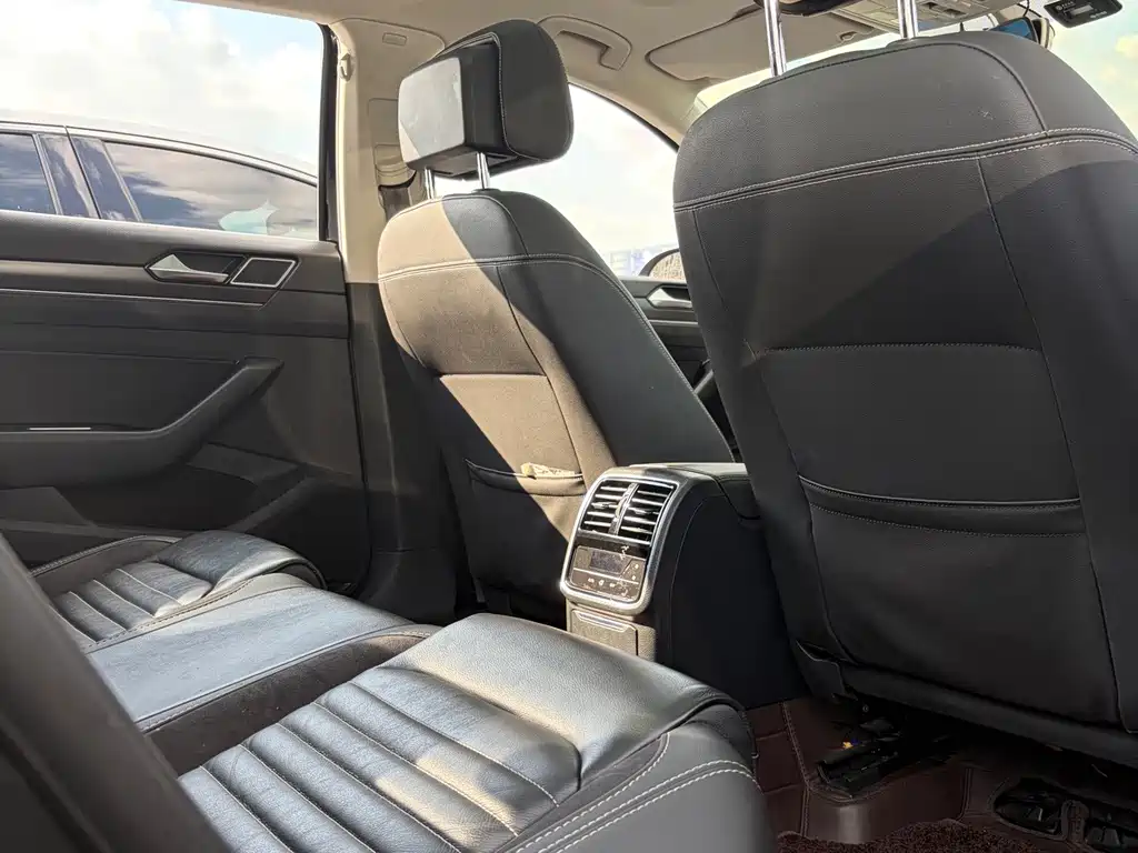 Volkswagen Magotan — миниатюра 10