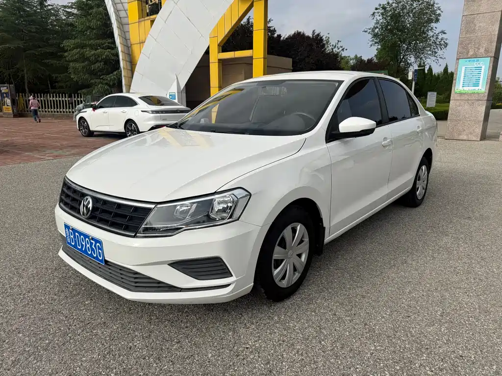 Купить Volkswagen Jetta