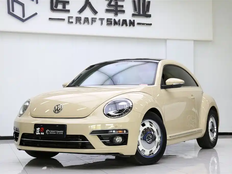 VOLKSWAGEN BEETLE