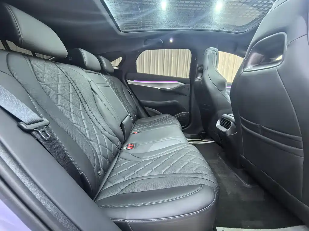 BYD Sealion 07 EV — миниатюра 12