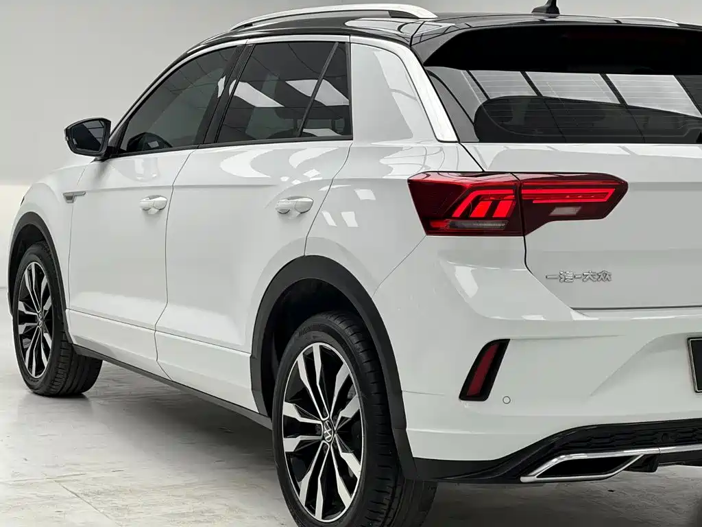 Volkswagen T-Roc 2022 — фото 18