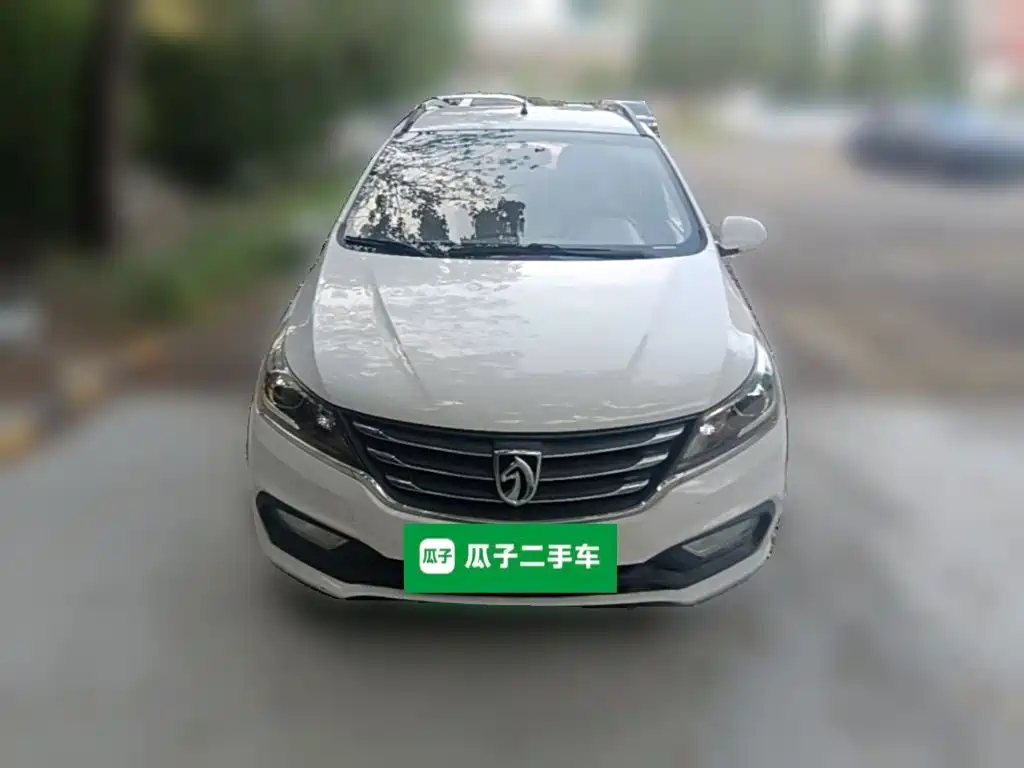 Baojun 310W 2017 1.5L MT Comfort V