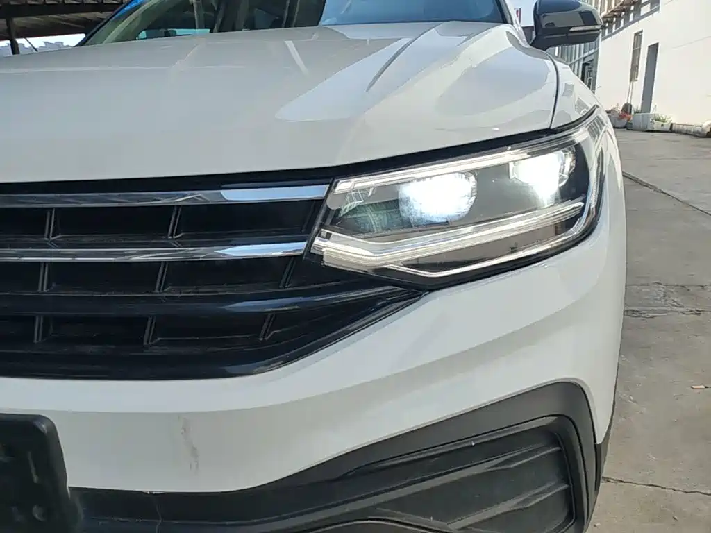 Volkswagen Tiguan L 2024 — фото 23