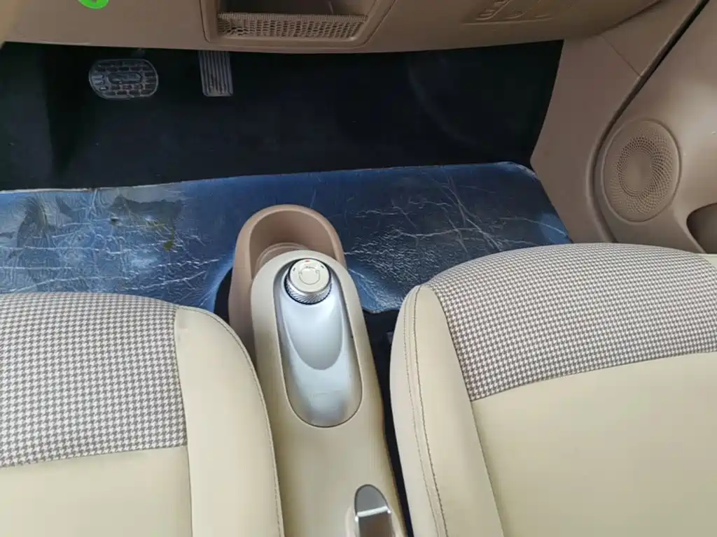 Wuling MINIEV — миниатюра 14