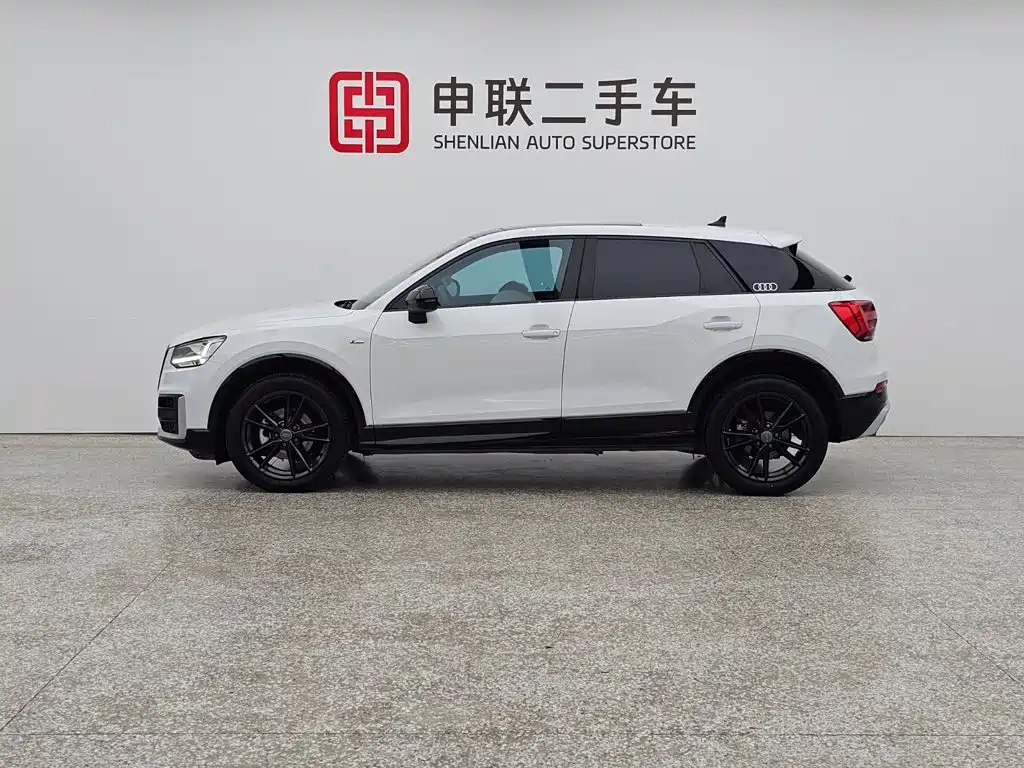 Audi Q2L — миниатюра 4