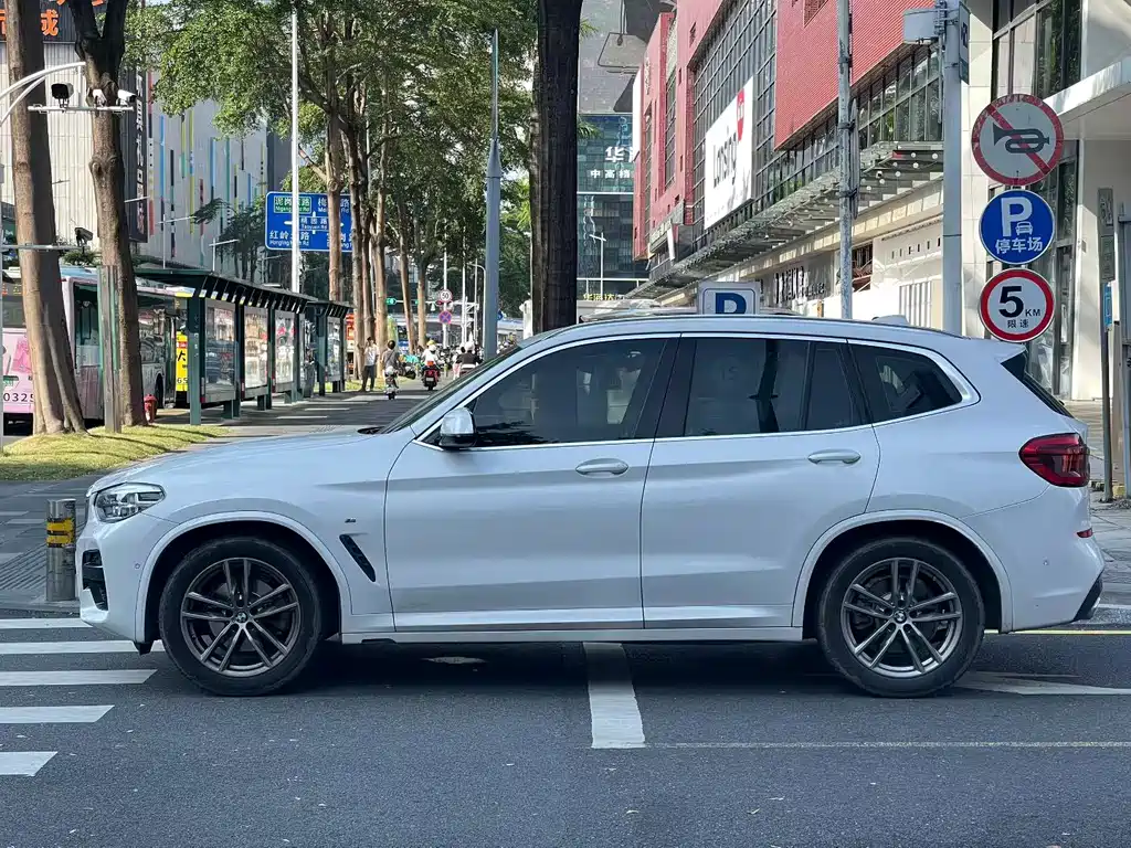 BMW X3 — миниатюра 4