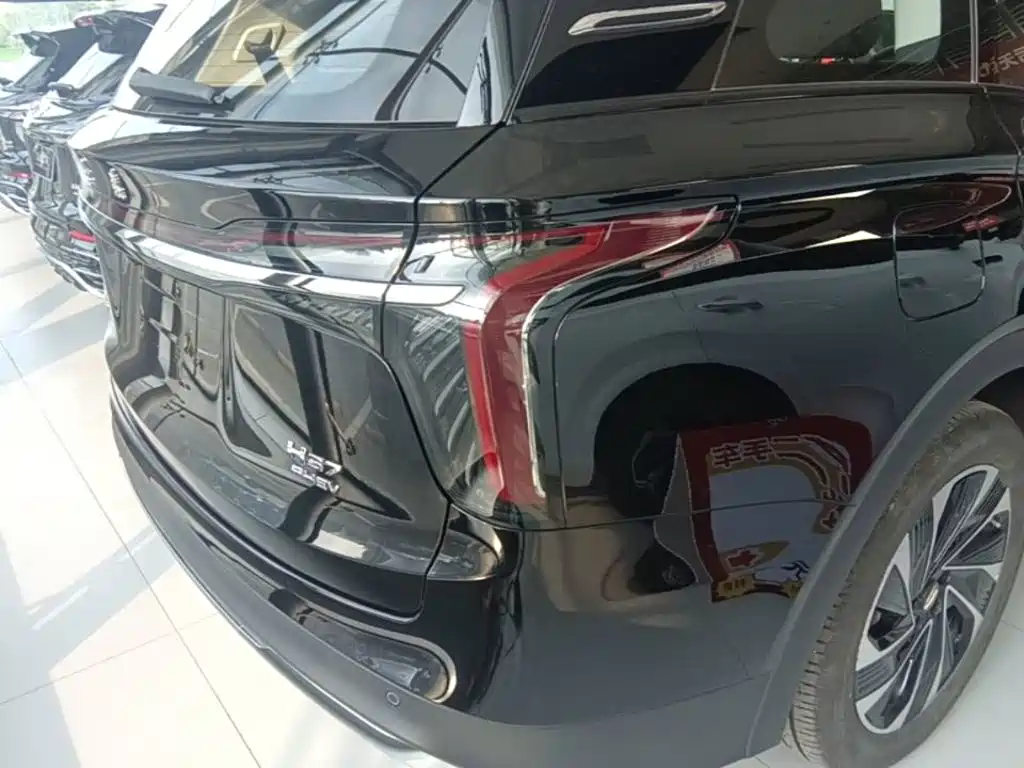 Hongqi HS7 PHEV 2024 2.0T PHEV 7 мест