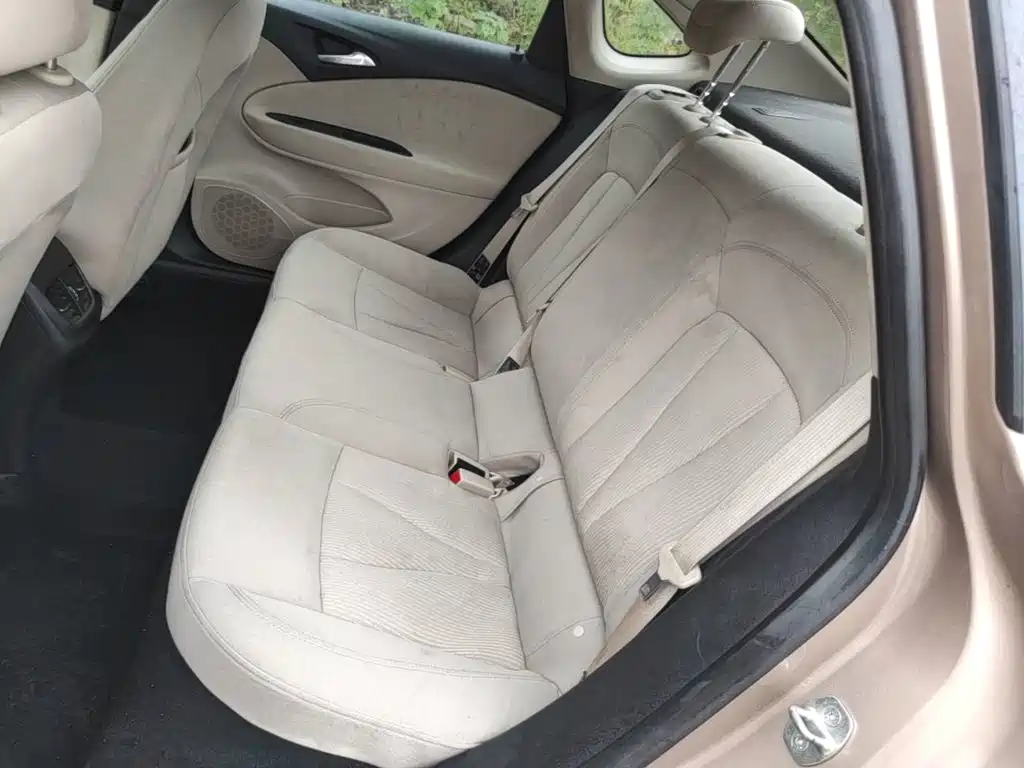 Buick Verano — миниатюра 17
