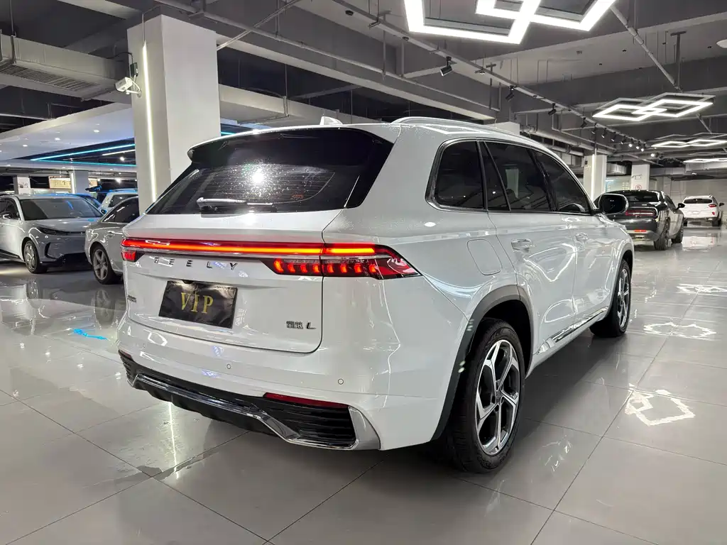 Geely Xingyue L — миниатюра 4