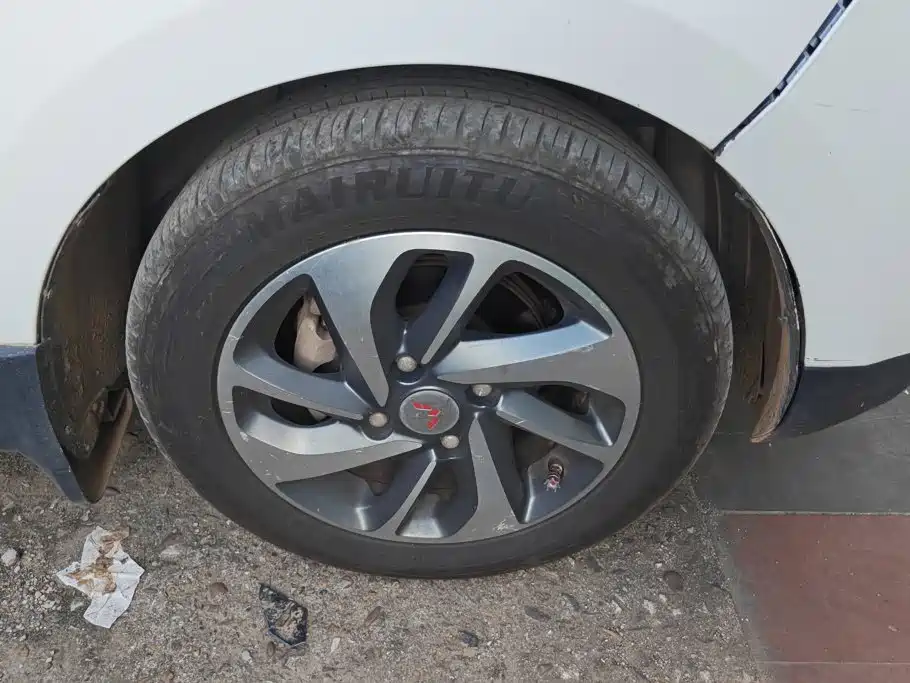 Wuling Hongguang — миниатюра 6