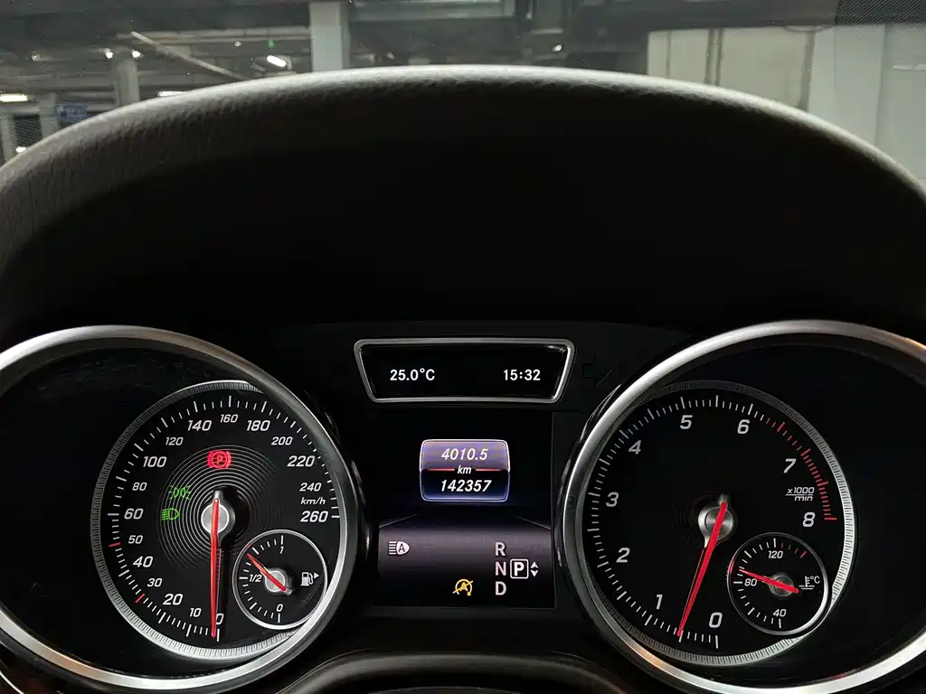 Mercedes-Benz GLE (Import) — миниатюра 12
