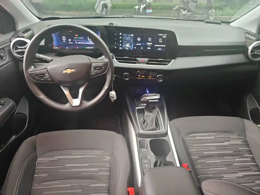 Chevrolet Monza — миниатюра 13