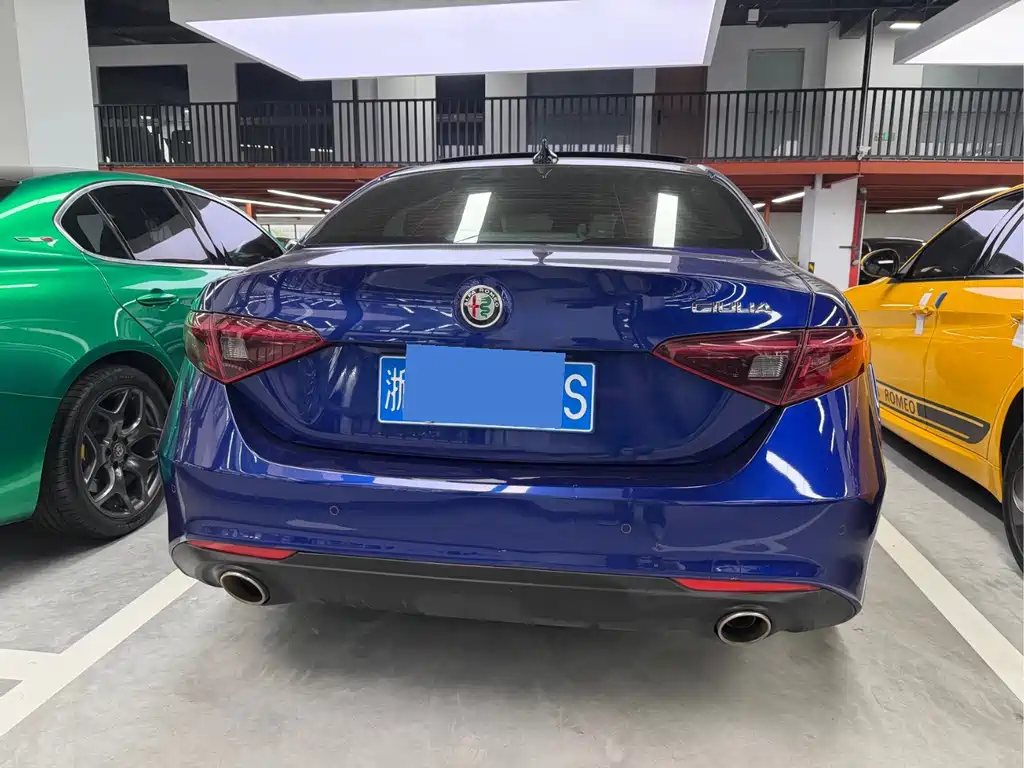 Alfa Romeo Giulia — миниатюра 10