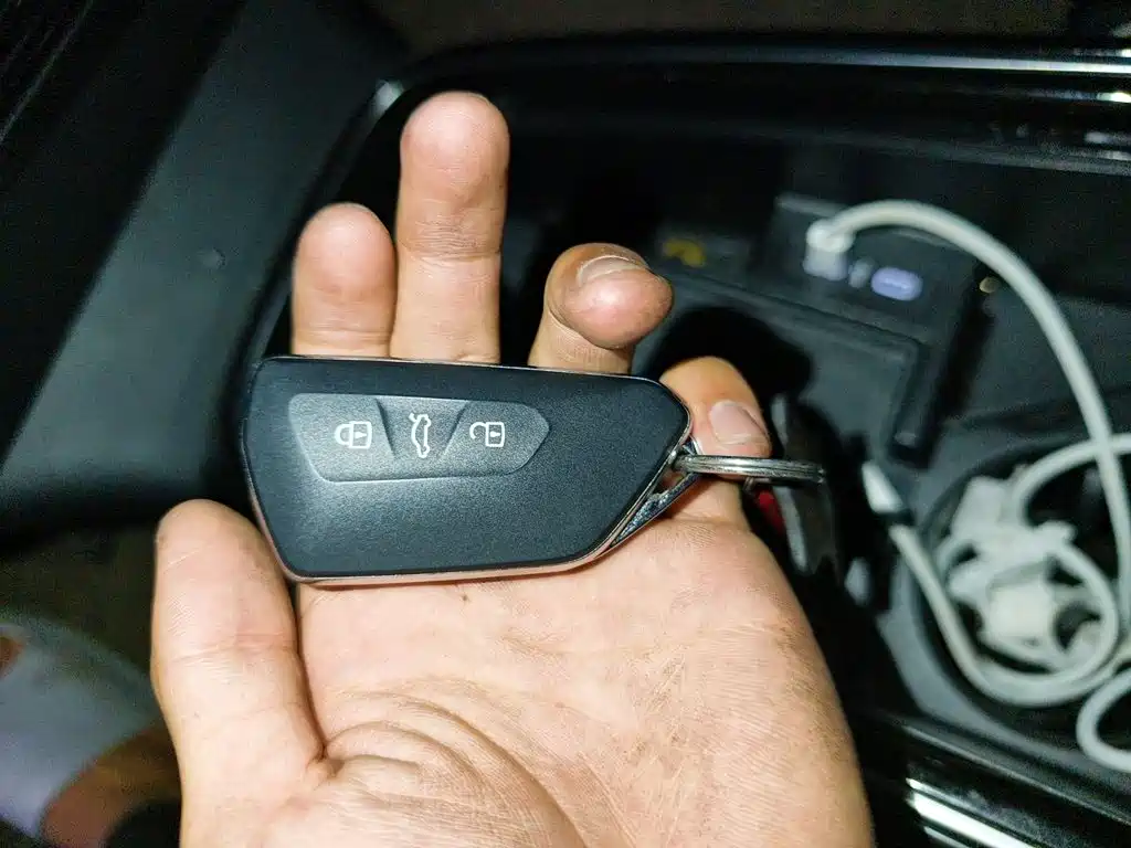 Volkswagen ID.4 X — миниатюра 9