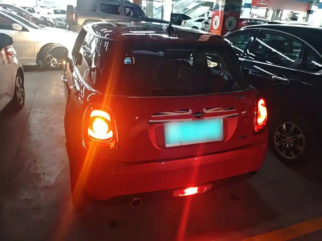 MINI Mini — миниатюра 6