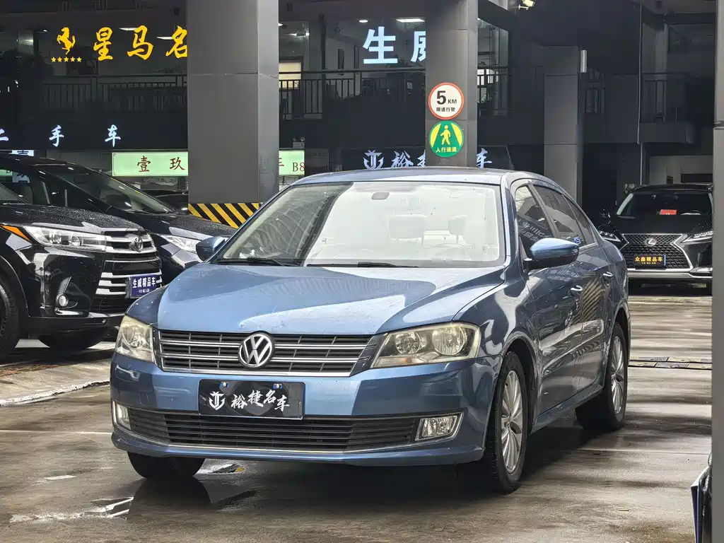 Volkswagen Lavida 2014