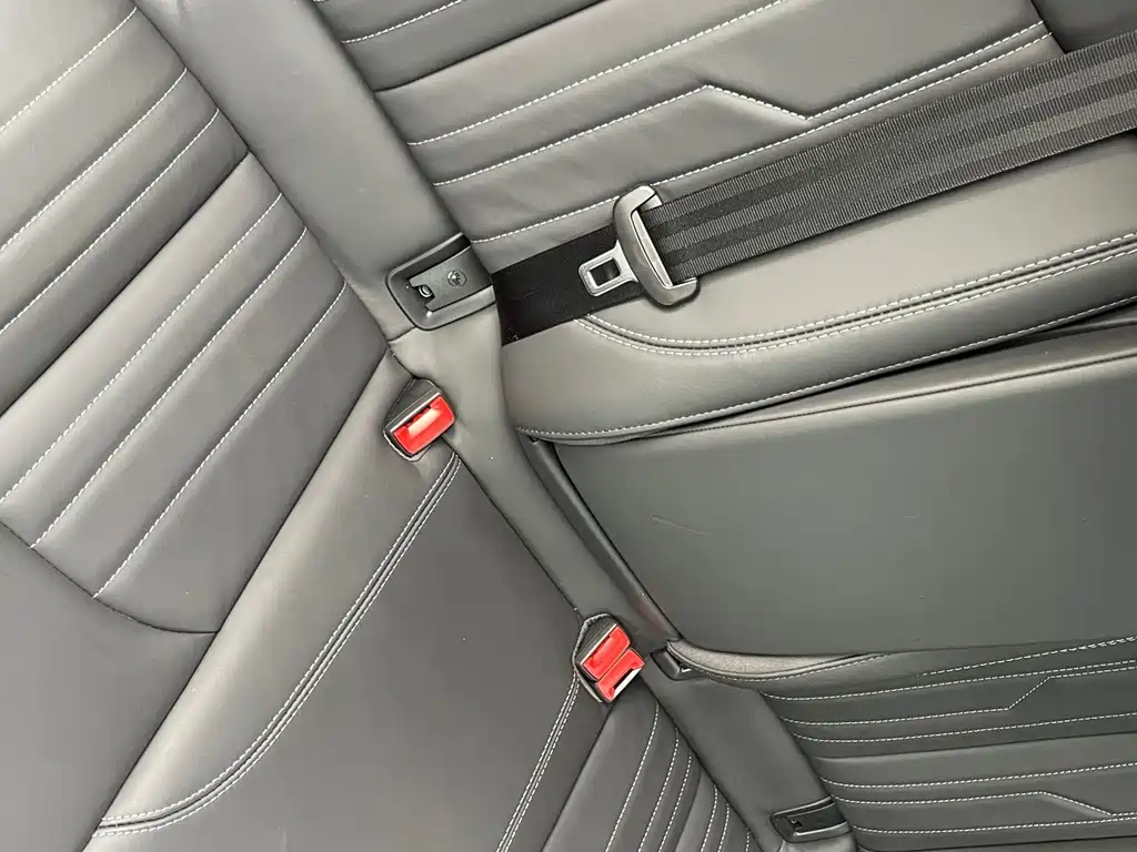 Audi A6L — миниатюра 16