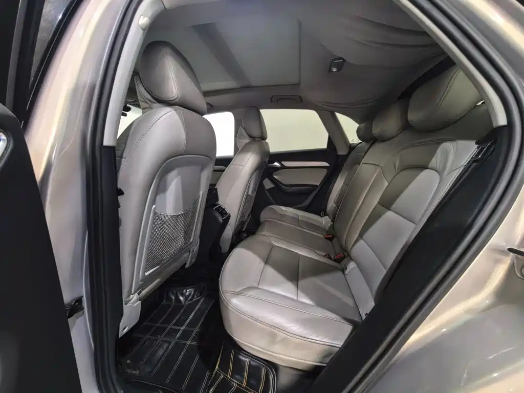 Audi Q3 — миниатюра 12