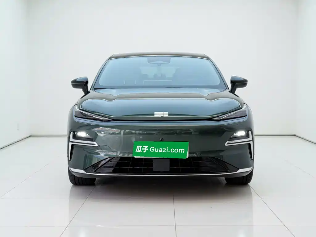 Geely Galaxy Galaxy 8 8 2025 130km EM-i Flagship