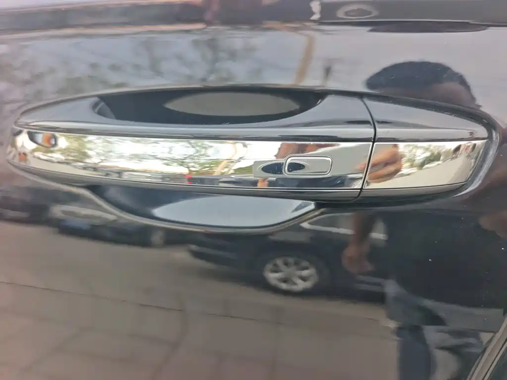 Volkswagen Lavida — миниатюра 5