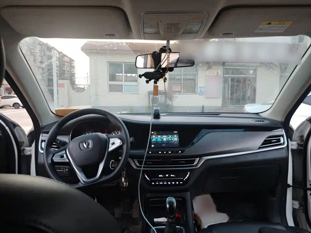 Changan CS35PLUS — миниатюра 13