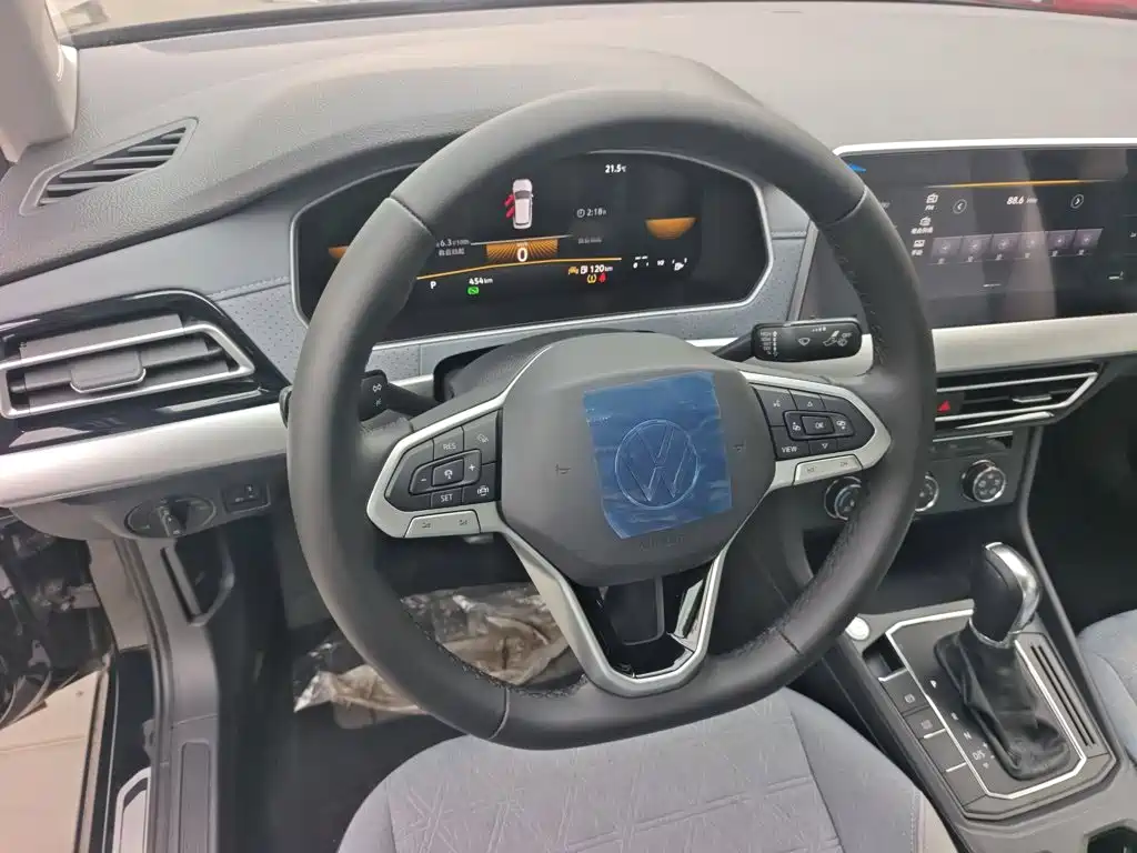 Volkswagen Lavida — миниатюра 8
