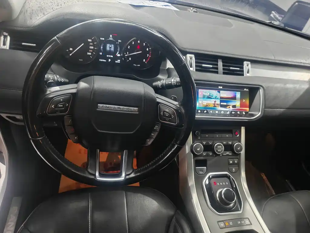 Land Rover Evoque — миниатюра 8