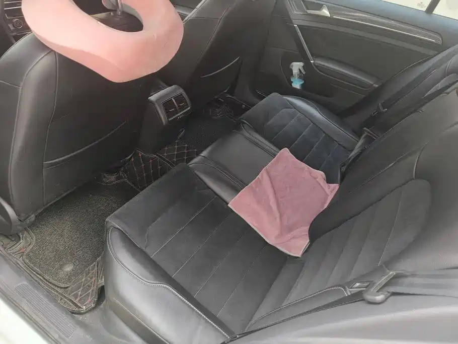 Volkswagen Golf — миниатюра 11