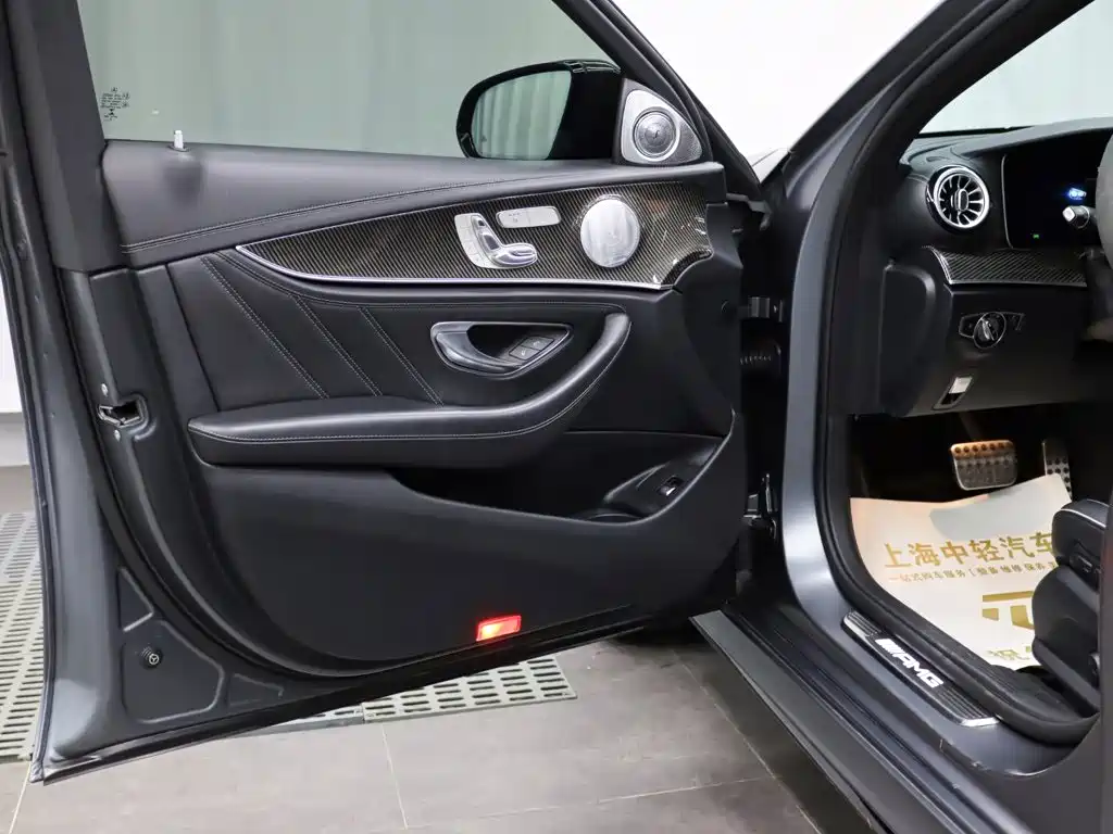 Mercedes-Benz E-Class AMG — миниатюра 6