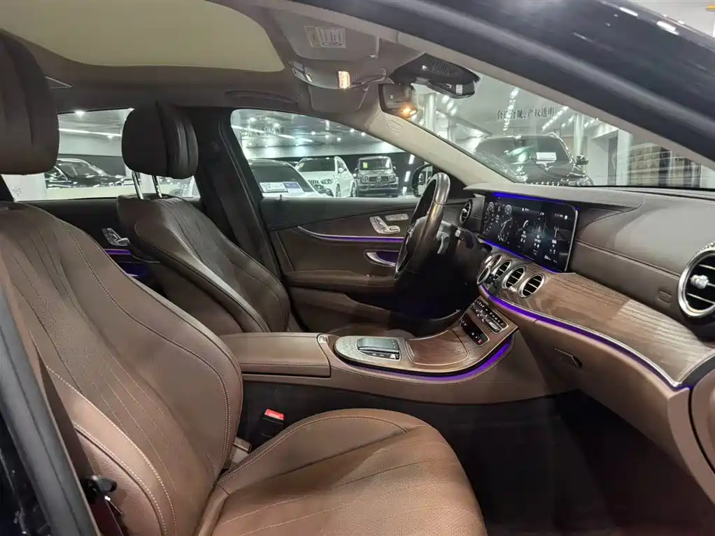 Mercedes-Benz E-Class — миниатюра 19