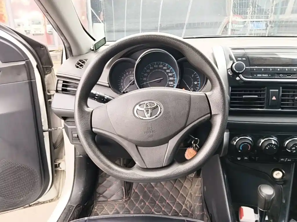 Toyota Vios — миниатюра 15