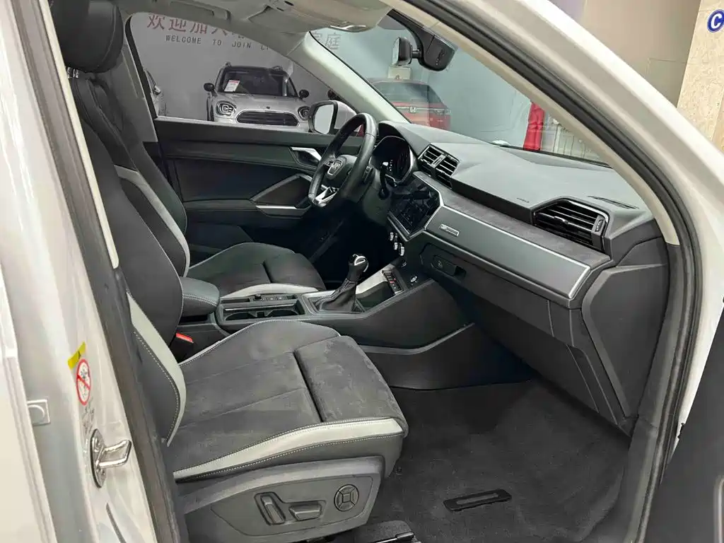 Audi Q3 — миниатюра 18