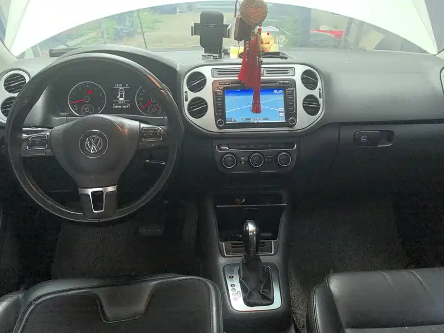 Volkswagen Tiguan — миниатюра 12