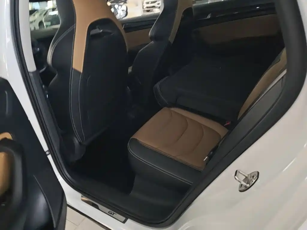 Skoda Kodiaq GT — миниатюра 17
