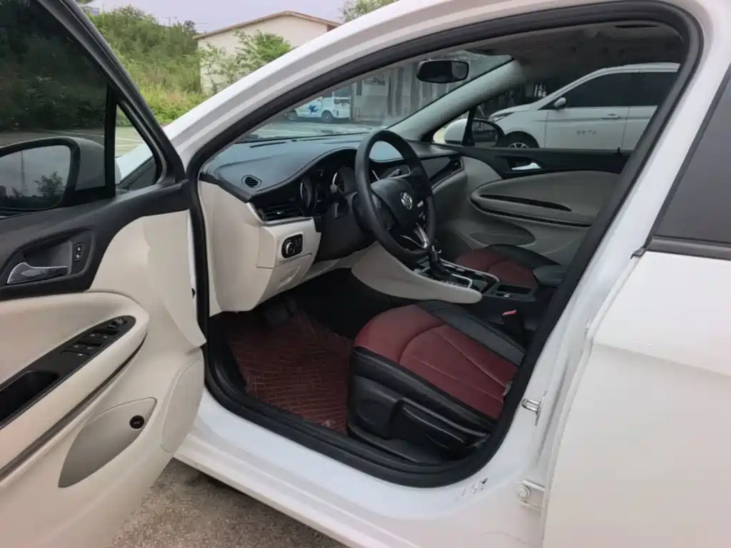Buick Verano — миниатюра 16