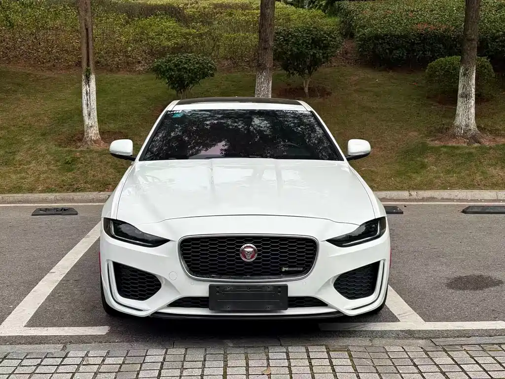 Jaguar XEL — миниатюра 2