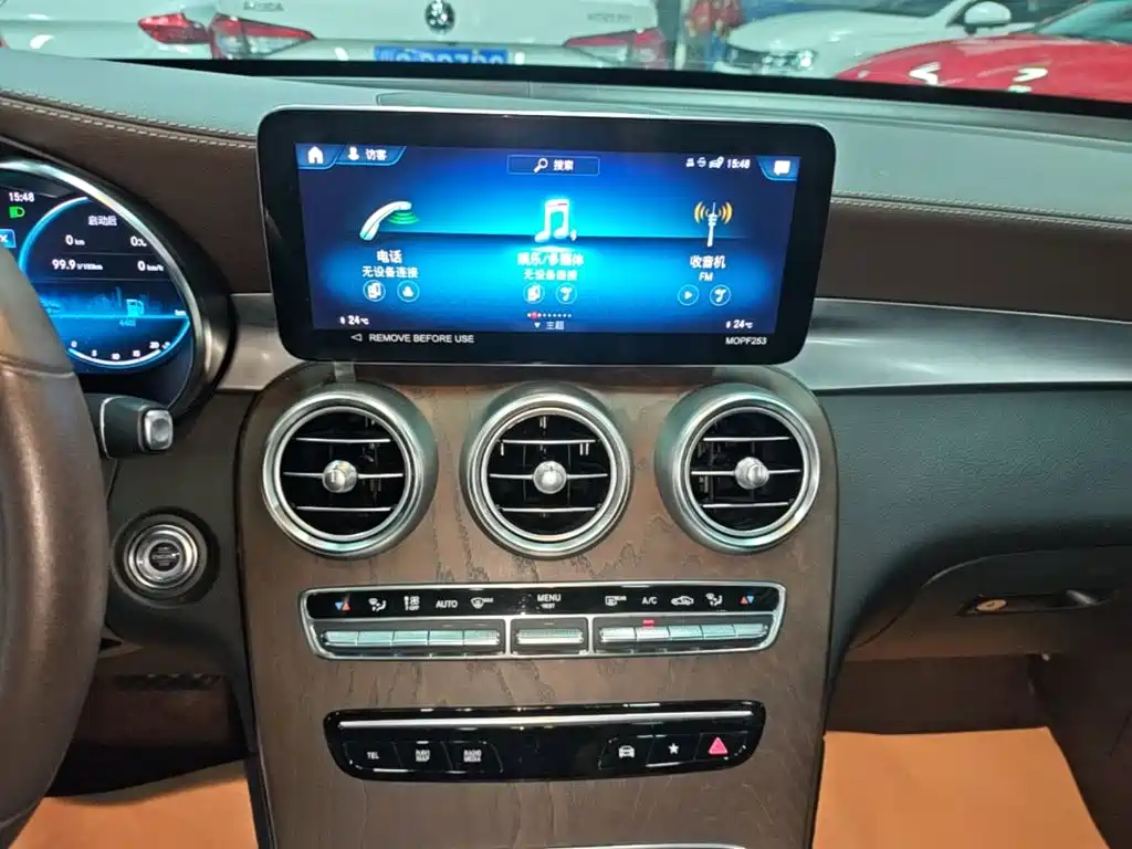 Mercedes-Benz GLC — миниатюра 13