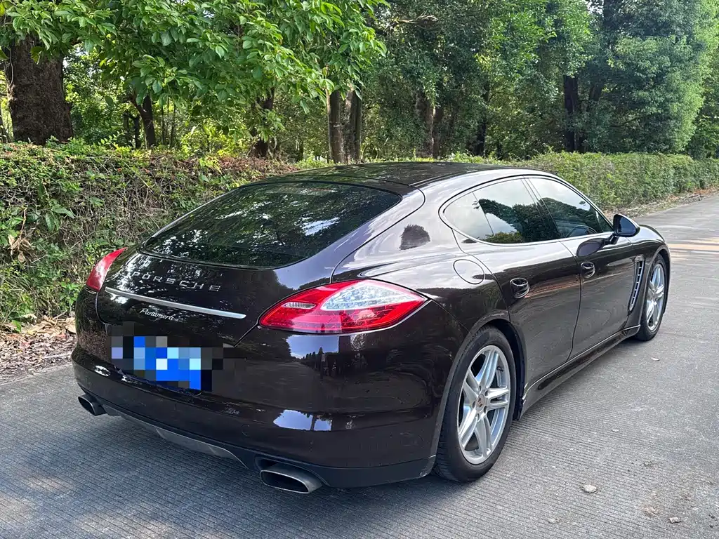 Porsche Panamera — миниатюра 9