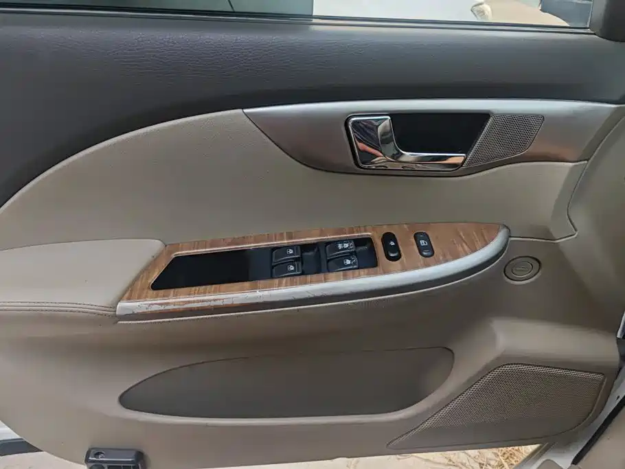 Buick Excelle — миниатюра 7