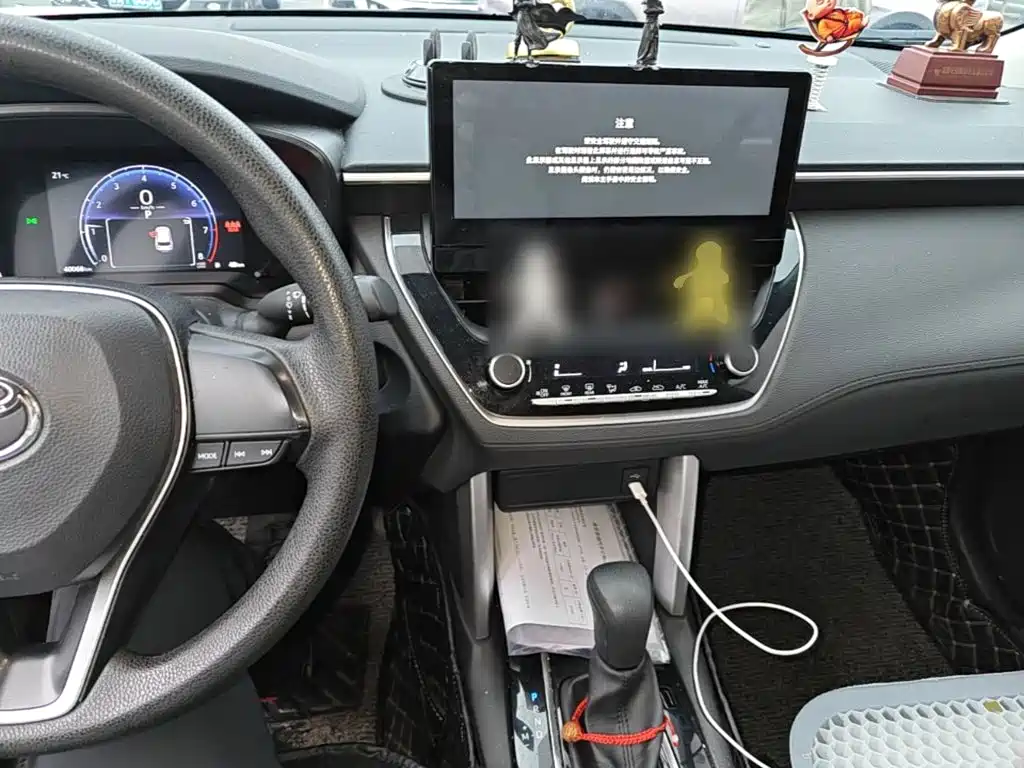 Toyota Frontlander — миниатюра 10