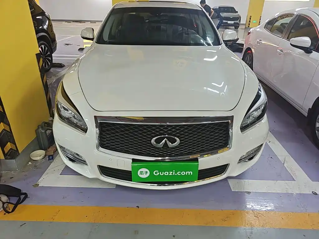 Infiniti Q70 — миниатюра 3