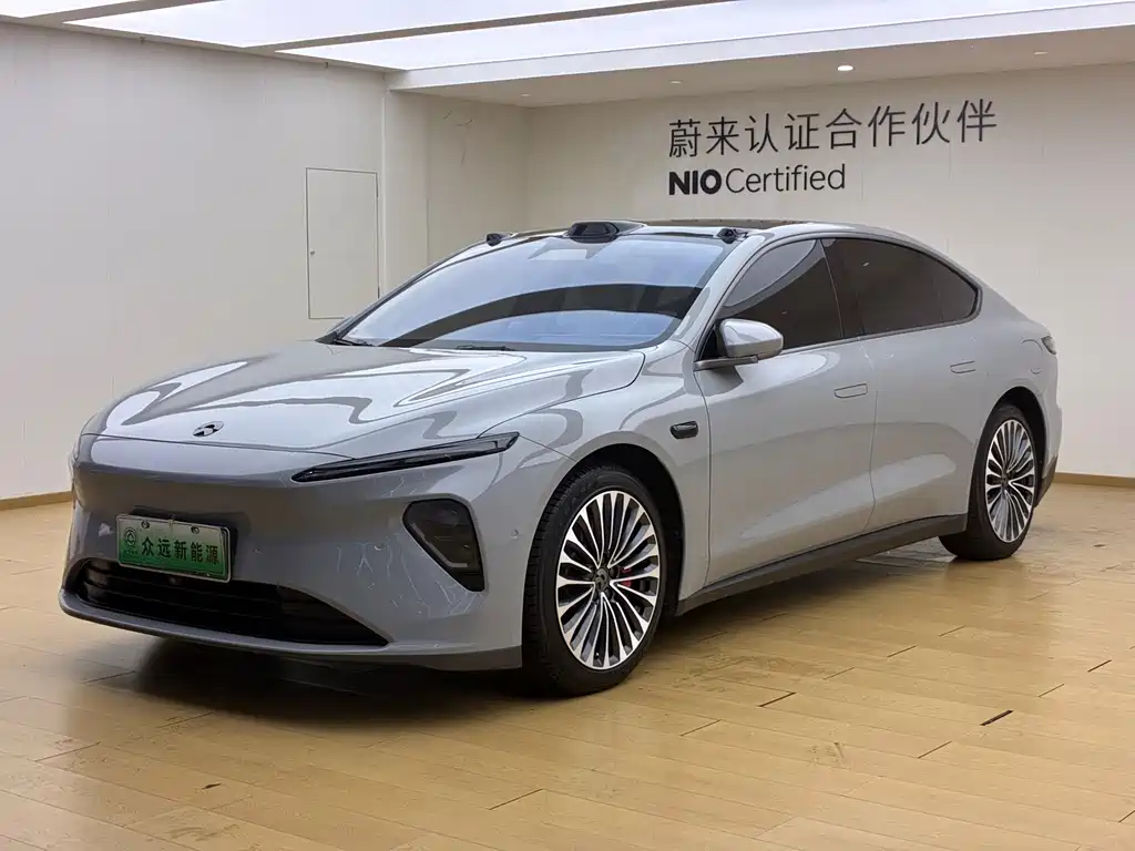 NIO ET7