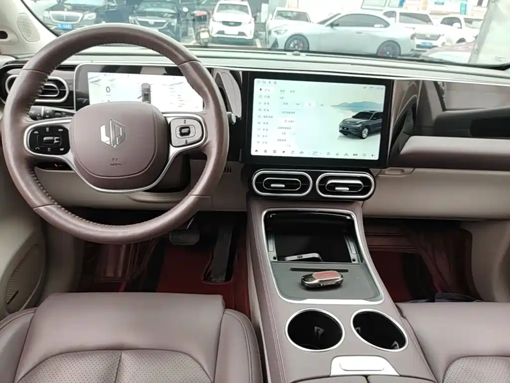 Leapmotor Leapmotor C11 — миниатюра 10