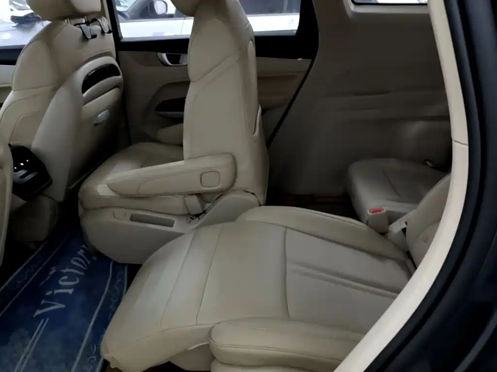 Wuling Victory — миниатюра 17