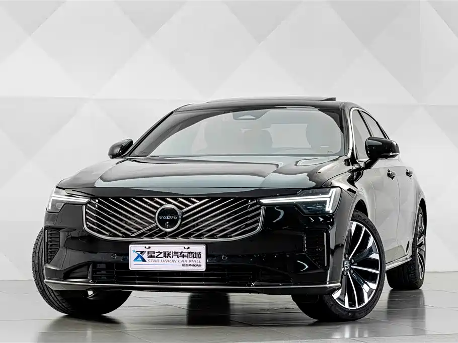 Volvo S90 — миниатюра 2