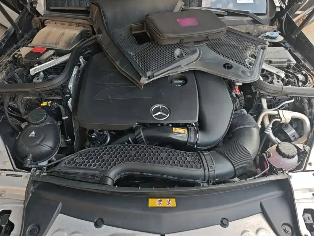 Mercedes-Benz E-Class — миниатюра 20