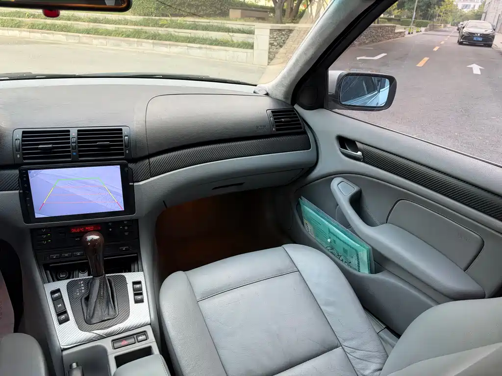 BMW 3 Series — миниатюра 10
