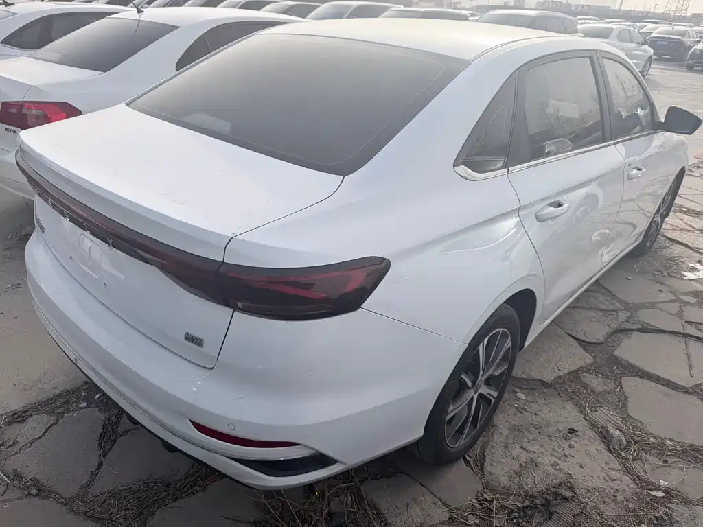 GEELY AUTOMOBILE EMGRAND