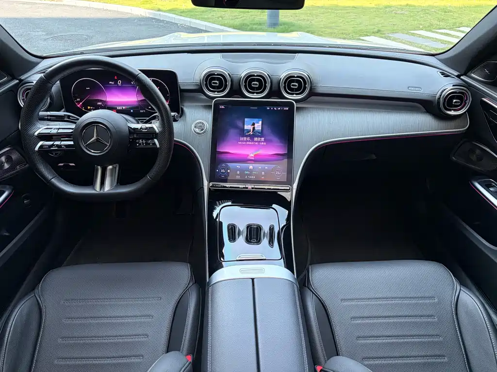 Mercedes-Benz C-Class — миниатюра 14