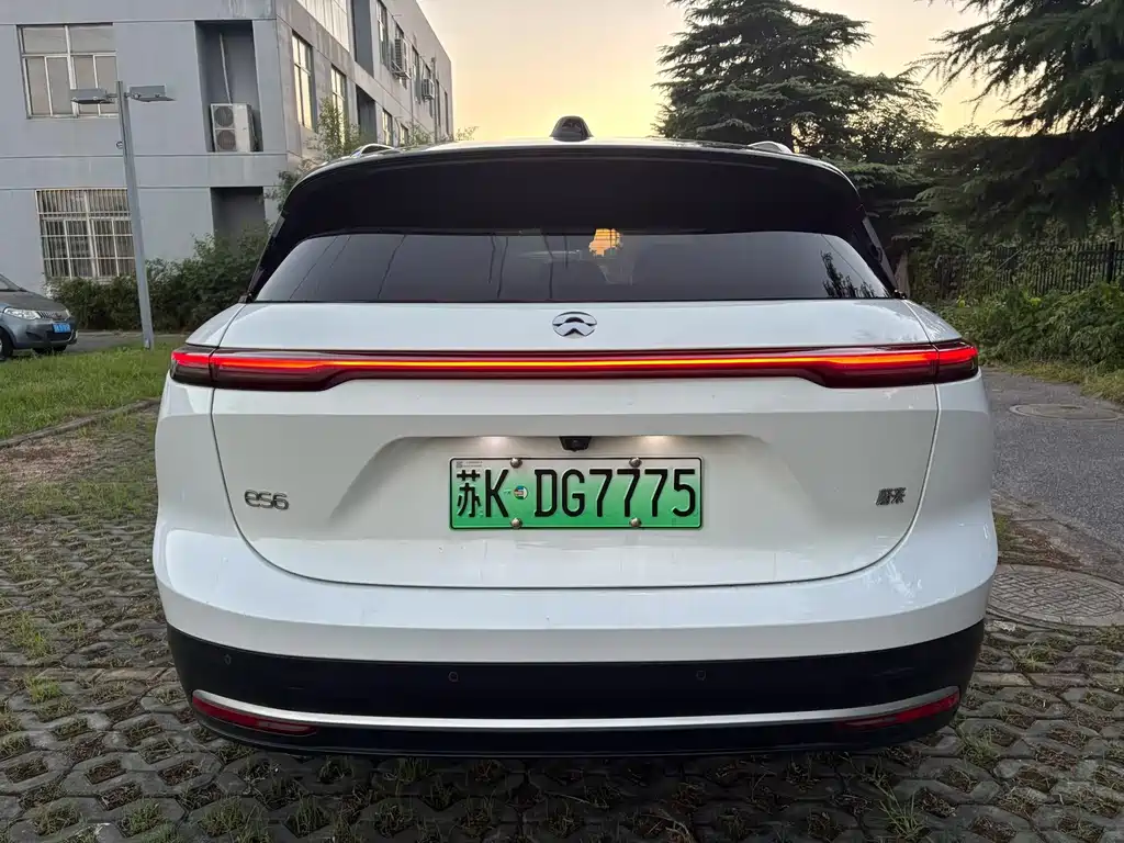NIO ES6 — миниатюра 5